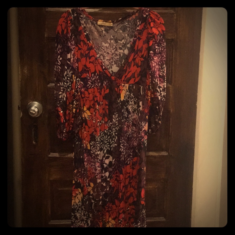 V-neck Leaf Pattern Dress 1/2 Length Wide Sleeve
